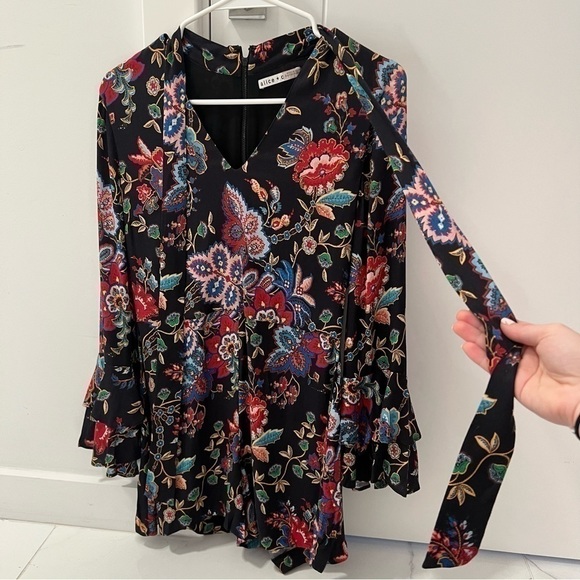 SALE Alice+ Olivia Floral Romper- Size 2 SALE - Picture 14 of 14